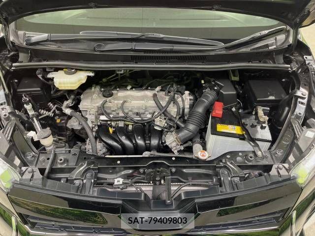 Toyota VOXY 2019-11 247157-19
