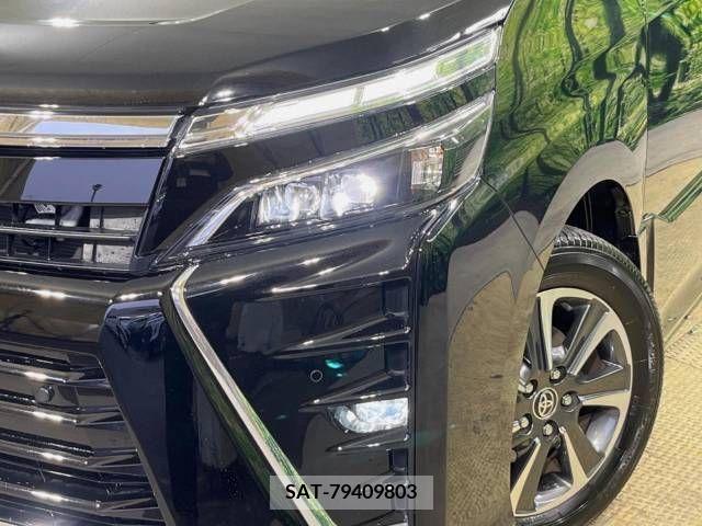 Toyota VOXY 2019-11 247157-13