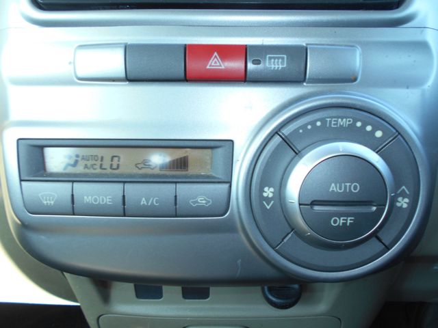 Daihatsu TANTO 2013-03 14343-21