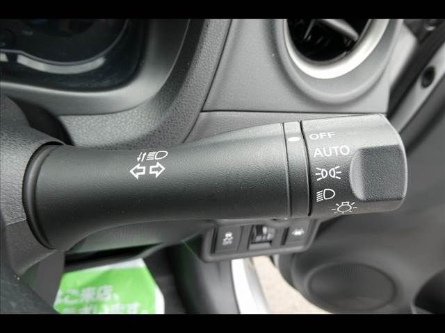 Nissan NOTE 2015-05 5983-24