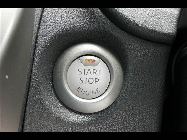 Nissan NOTE 2015-05 5983-26
