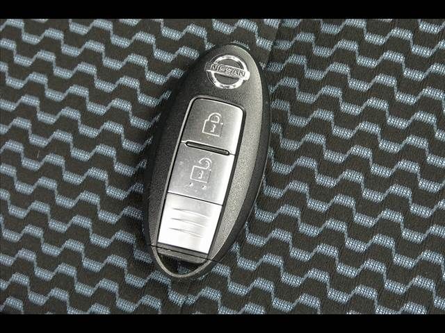 Nissan NOTE 2015-05 5983-22
