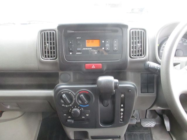 Suzuki EVERY 2017-10 190519-5