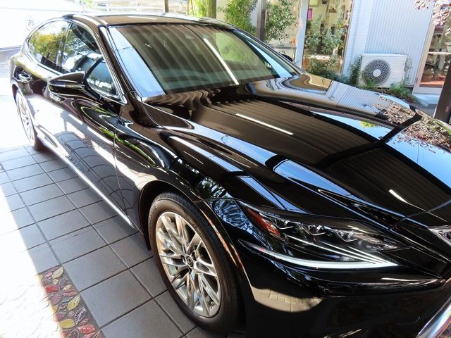 Lexus LS 2020-11 16622-9