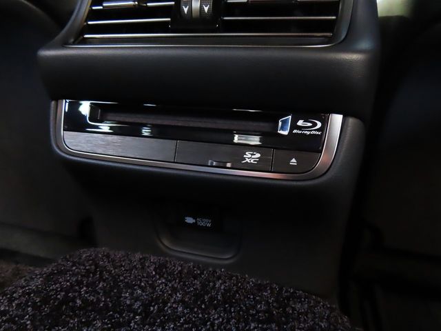 Lexus LS 2020-11 16622-26