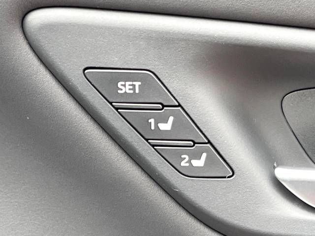 Toyota CROWN SEDAN 2021-03 186980-7