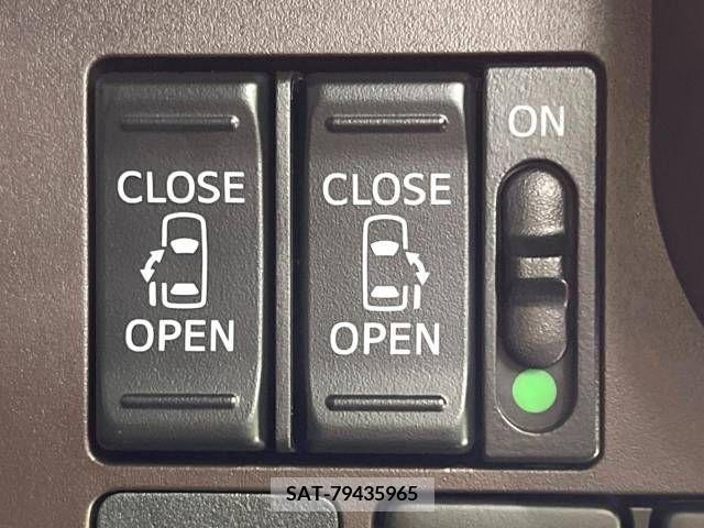 Toyota ROOMY 2019-10 337622-2