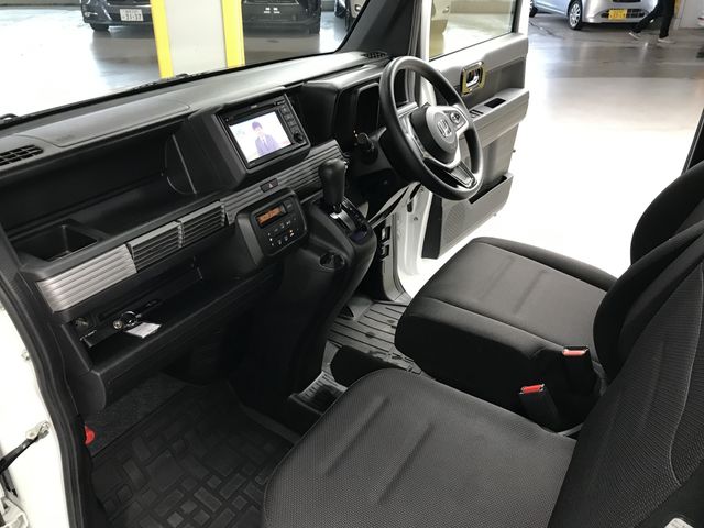 Honda N-VAN 2021-08 25052-13