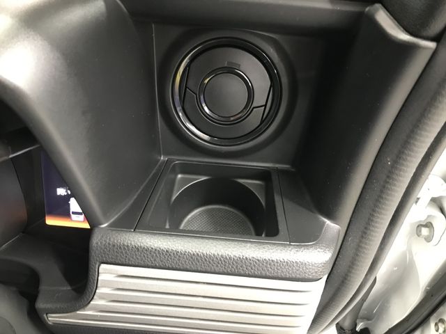 Honda N-VAN 2021-08 25052-18