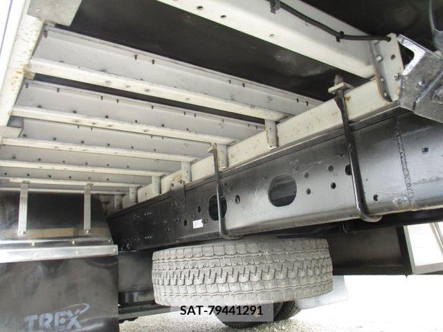 MITSUBISHI FUSO Fighter 2011-11 353127-17