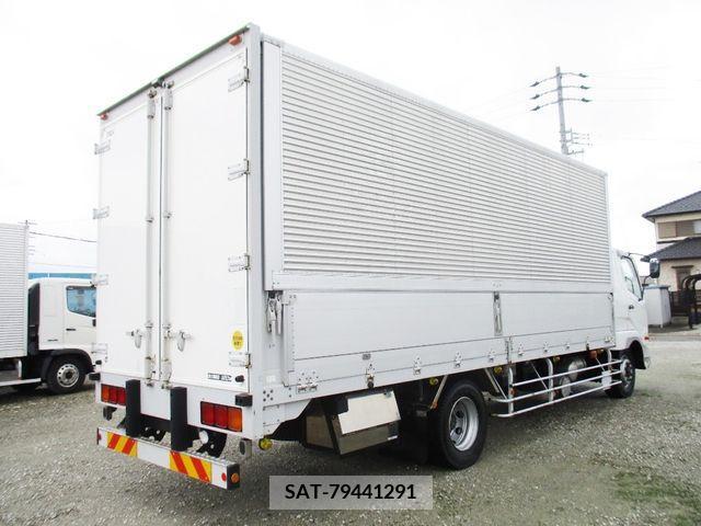 MITSUBISHI FUSO Fighter 2011-11 353127-3