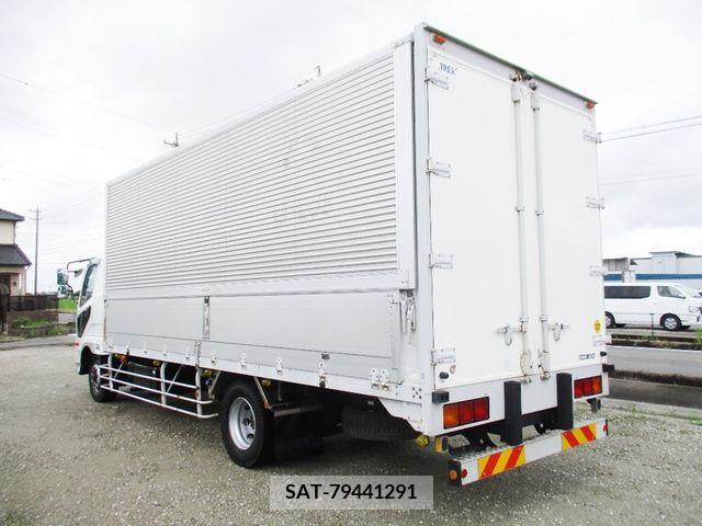 MITSUBISHI FUSO Fighter 2011-11 353127-4