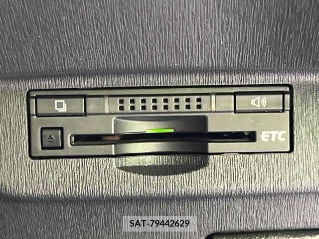 Toyota PRIUS 2012-09 321986-6