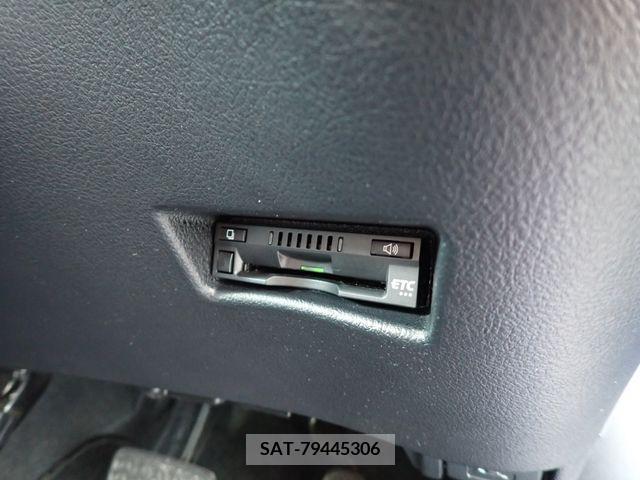 Toyota SIENTA 2021-11 222185-9