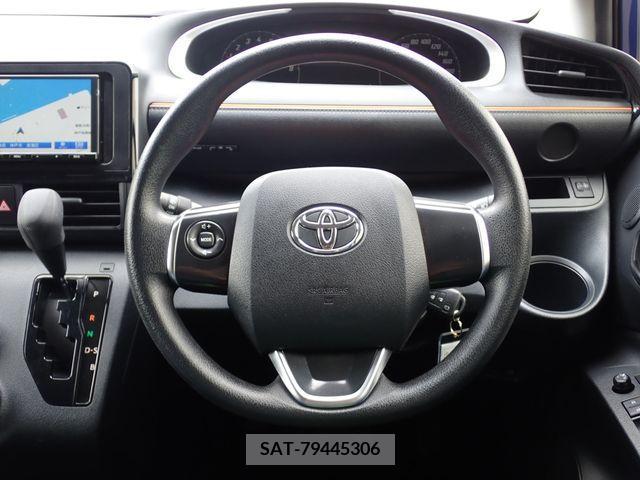 Toyota SIENTA 2021-11 222185-3