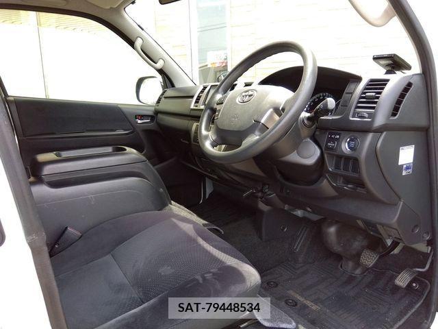 Toyota REGIUSACE VAN 2015-09 283045-6