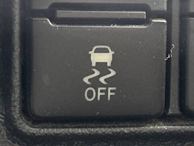 Toyota SIENTA 2016-06 16911-6
