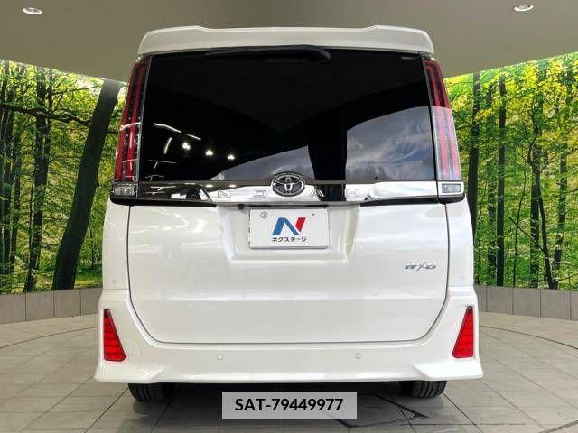 Toyota NOAH 2019-06 350870-16