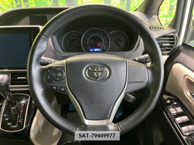 Toyota NOAH 2019-06 350870-12