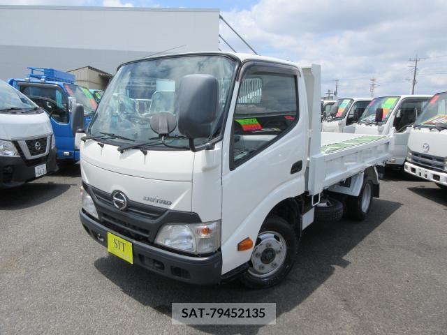 Hino DUTRO 2013-12 320366-0