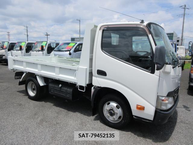 Hino DUTRO 2013-12 320366-5