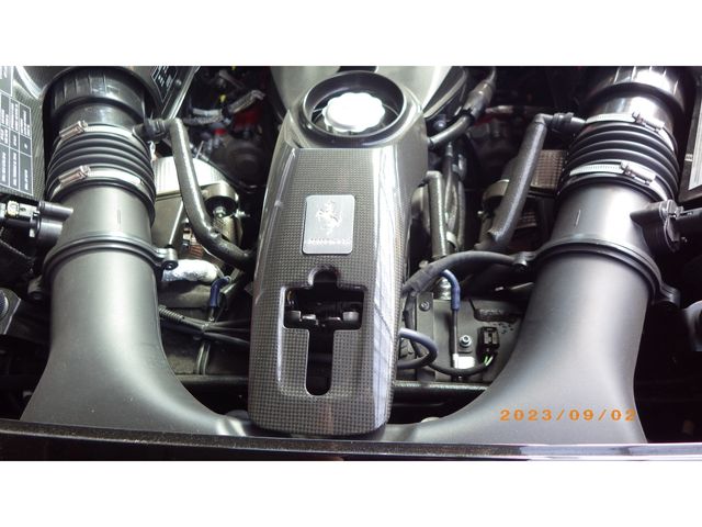 Ferrari 488 GTB 2018-05 22800-12