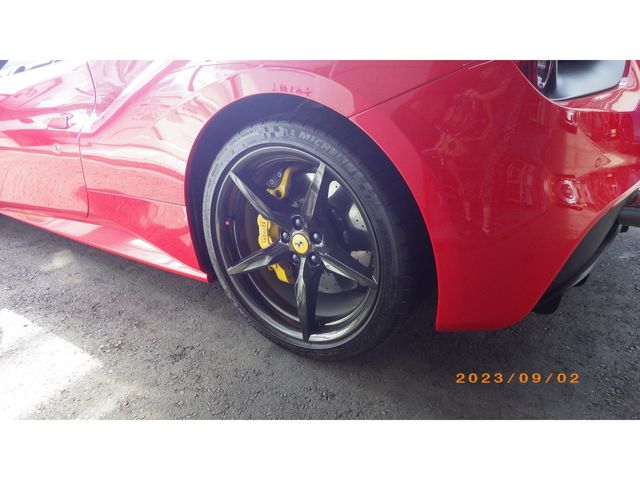 Ferrari 488 GTB 2018-05 22800-7