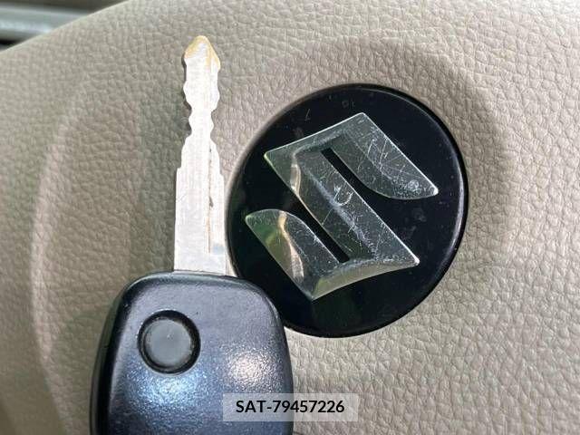 Suzuki ALTO 2011-01 304946-2