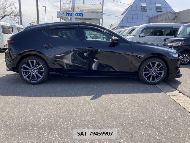 Mazda MAZDA3 2019-06 276412-3