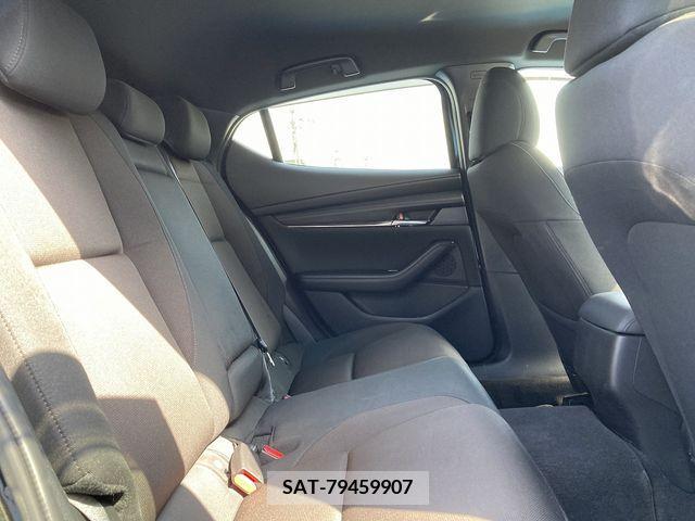 Mazda MAZDA3 2019-06 276412-7