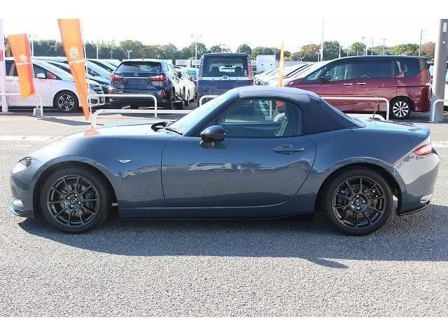 Mazda ROADSTER 2022-01 15081-6