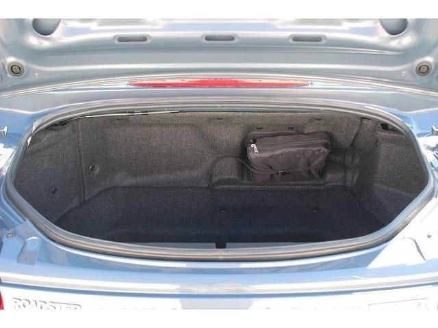 Mazda ROADSTER 2022-01 15081-16