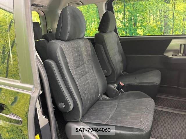 Toyota VOXY 2012-01 254118-9