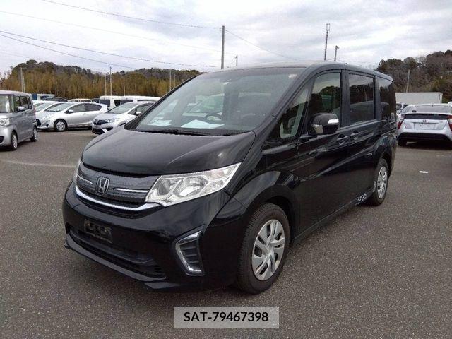 Honda e 2017-07 210657-0