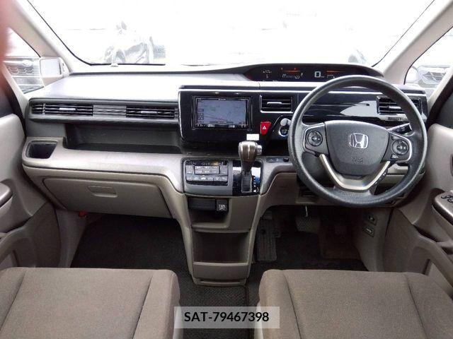 Honda e 2017-07 210657-3