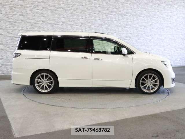 Nissan ELGRAND 2013-07 314982-13