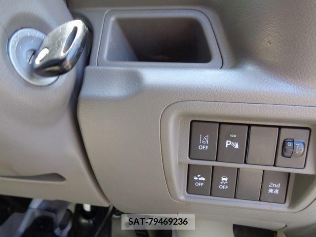 Suzuki EVERY 2021-05 301635-4