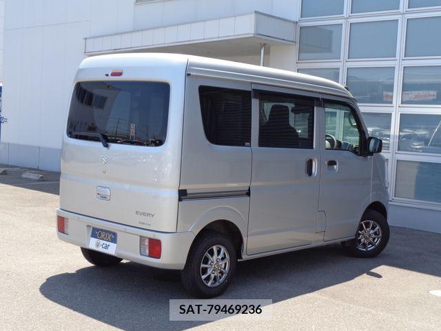Suzuki EVERY 2021-05 301635-2