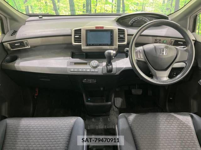 Honda FREED SPIKE 2013-11 270717-1