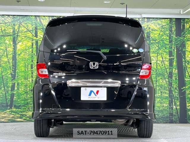 Honda FREED SPIKE 2013-11 270717-14