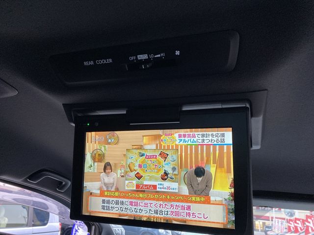 Toyota ESQUIRE 2019-02 182057-11