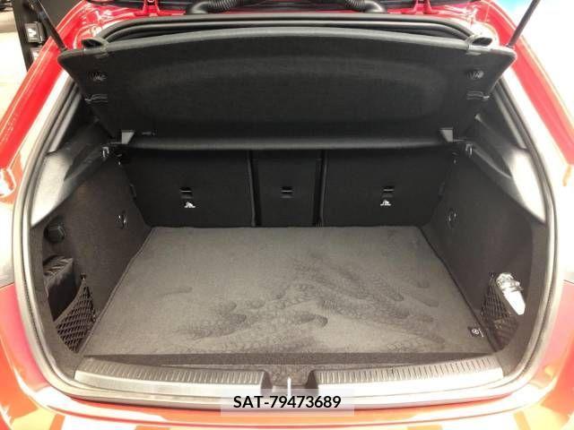 Mercedes Benz A-CLASS 2019-06 244483-12