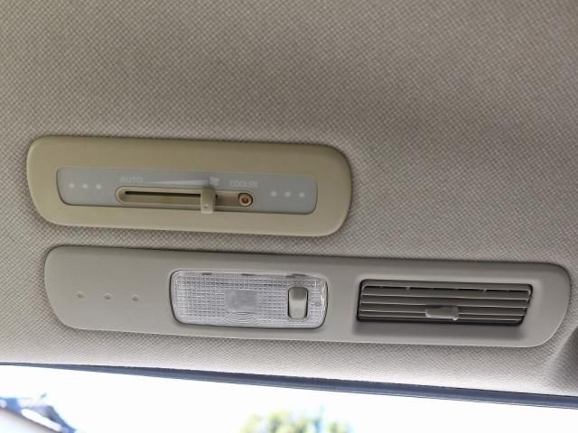 Nissan SERENA 2007-10 28146-17