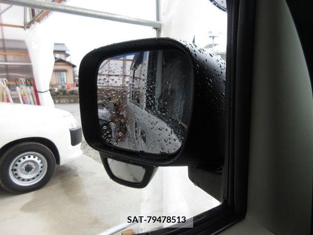 Suzuki EVERY 2023-11 329489-21