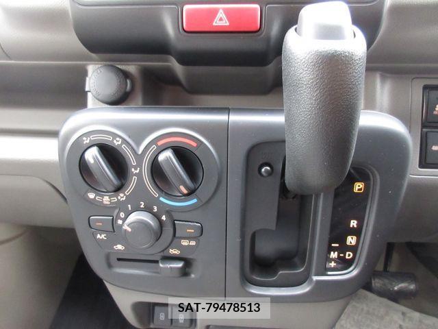 Suzuki EVERY 2023-11 329489-8