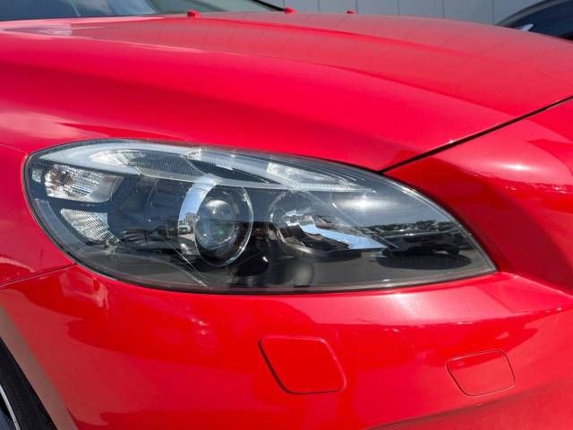 Volvo V40 2015-12 194416-13
