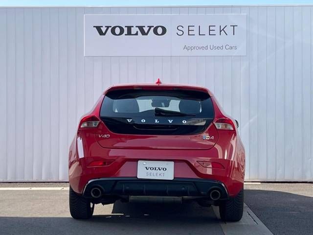 Volvo V40 2015-12 194416-18