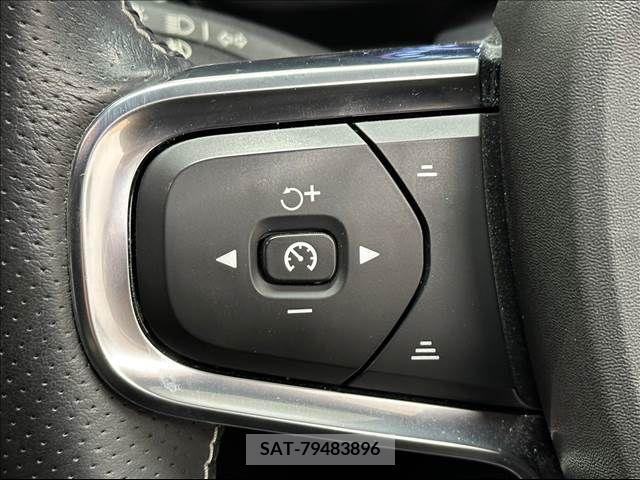 Volvo XC40 2021-05 224428-14
