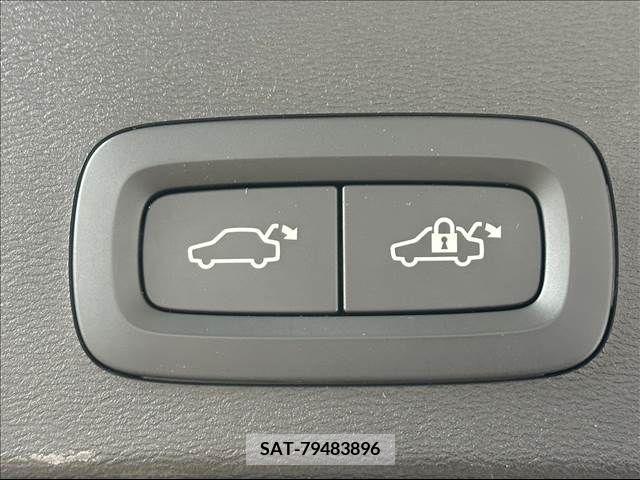 Volvo XC40 2021-05 224428-6