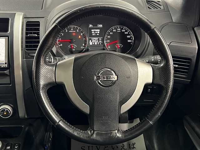 Nissan X-TRAIL 2011-05 18643-2